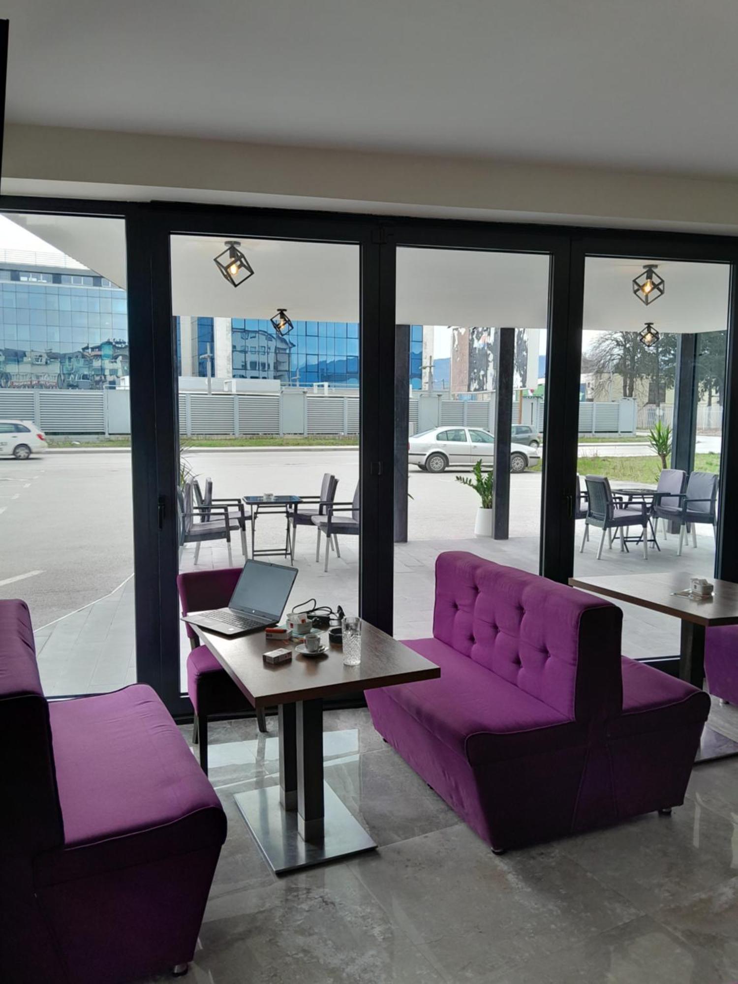 Hotel Victoria Lukavica Ngoại thất bức ảnh