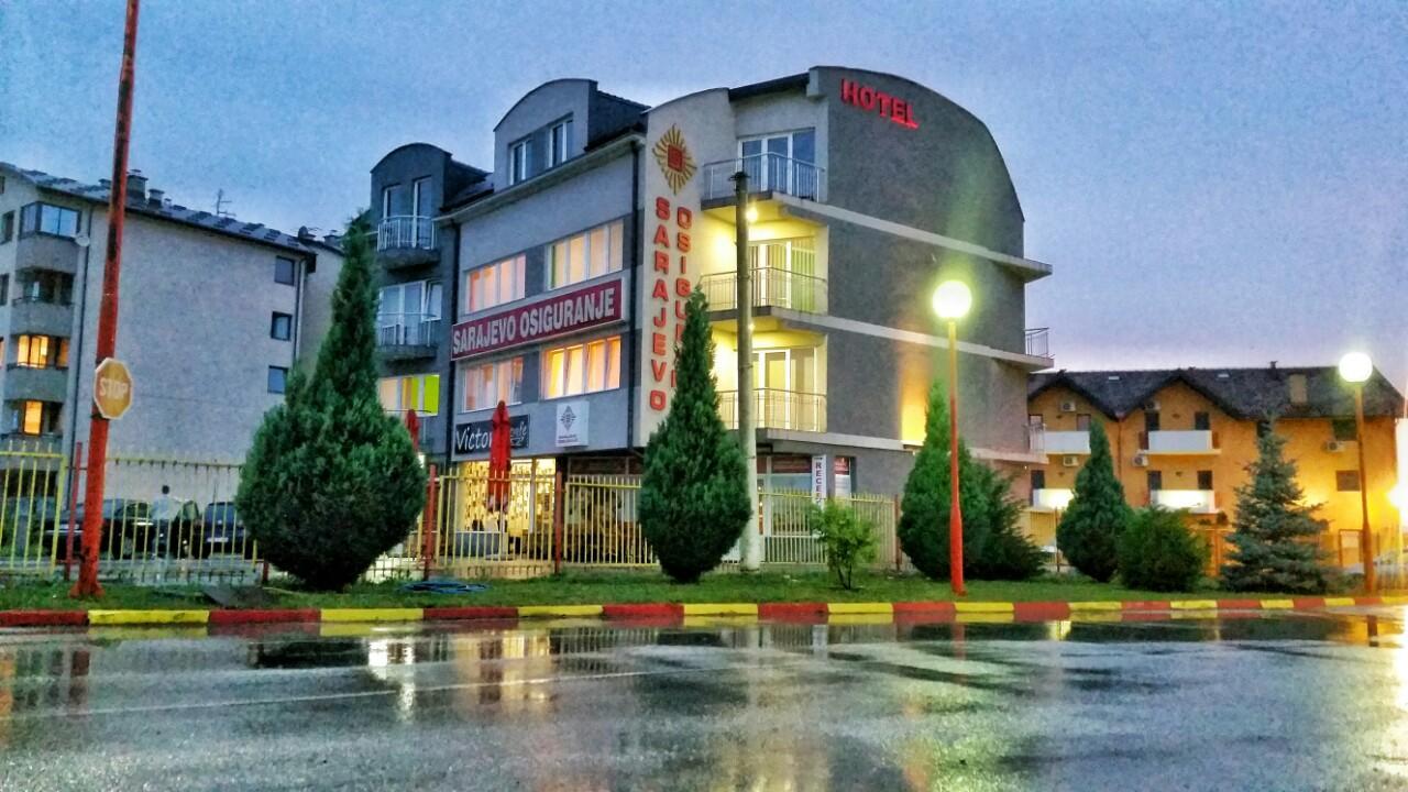 Hotel Victoria Lukavica Ngoại thất bức ảnh