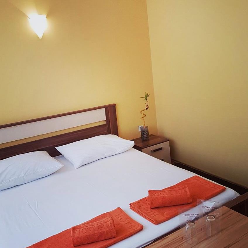 Hotel Victoria Lukavica Ngoại thất bức ảnh