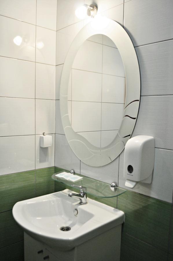 Hotel Victoria Lukavica Ngoại thất bức ảnh