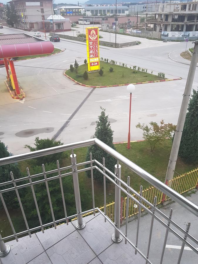 Hotel Victoria Lukavica Ngoại thất bức ảnh